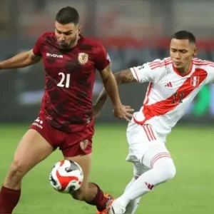 Peru visita a Venezuela con la mira puesta en el repechaje