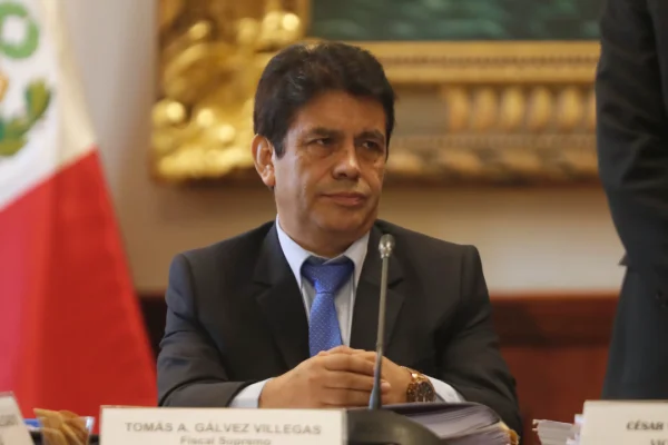 Tomás Gálvez asume como nuevo fiscal de la Nación interino en medio de crisis institucional